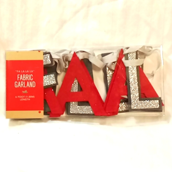 Macy's "FA LA LA LA" Holiday Lane 6' Fabric Christmas Garland NIB - Picture 1 of 5